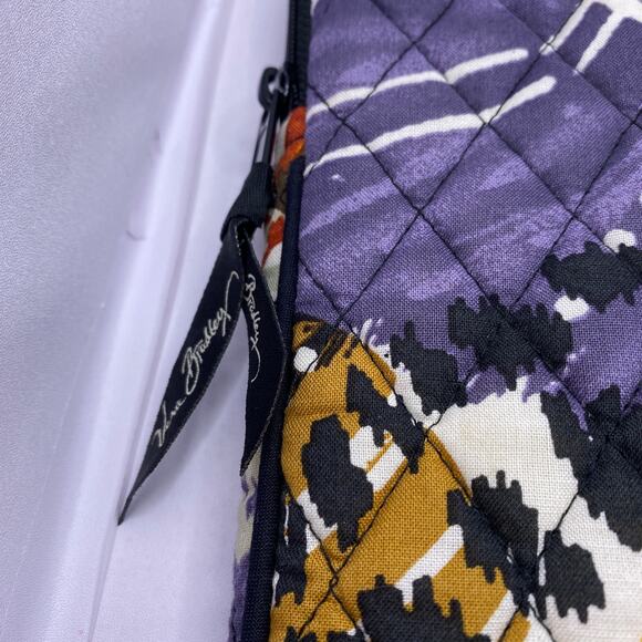 $10 SALE Vera Bradley Painted Feathers Padded Tablet Sleeve 11" Retired Print - Picture 3 of 7